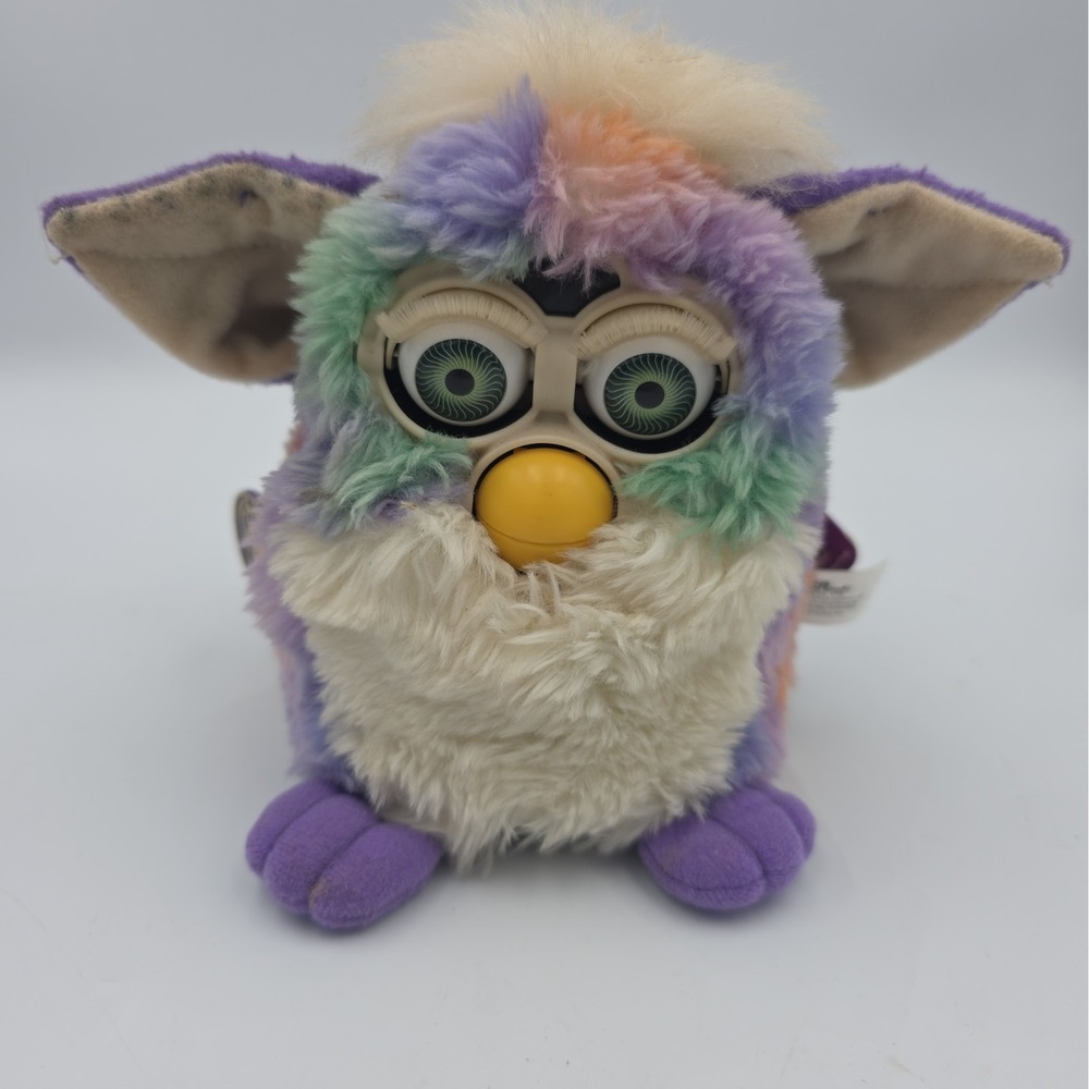 Vintage 1999 Rainbow Pastel Tie Dye Fubry 70-800 NOT WORKING Tiger Electronics